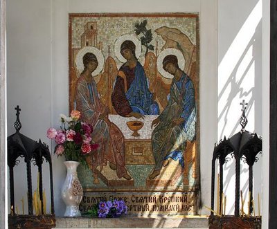 Икона внутри Троицкой часовни.jpg