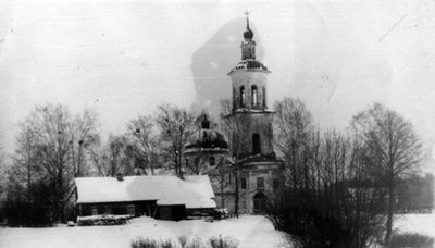 Смоленская церковь в Выдропужске.jpg