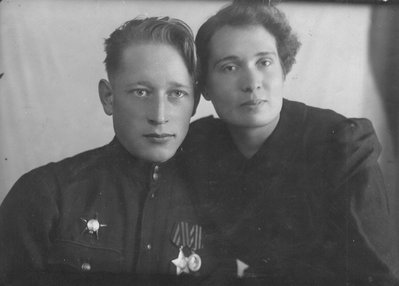 Шабашов Владимир Алексеевич с женой Марией.jpg