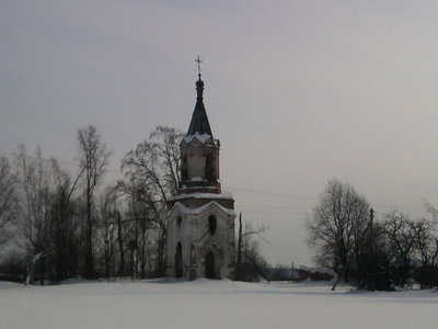 Колокольня церкви в Красной Заре (Яконово).jpg